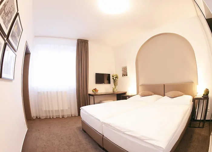 Na Vinici Gasthuis Praag