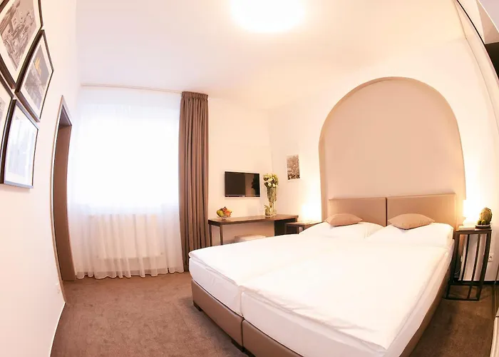 Na Vinici Gasthuis Praag
