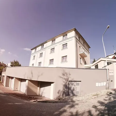 Na Vinici 2* Prague