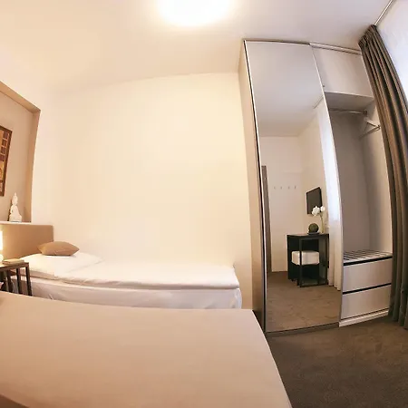 Na Vinici Guest house 2*