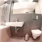 Na Vinici Penzion Praha